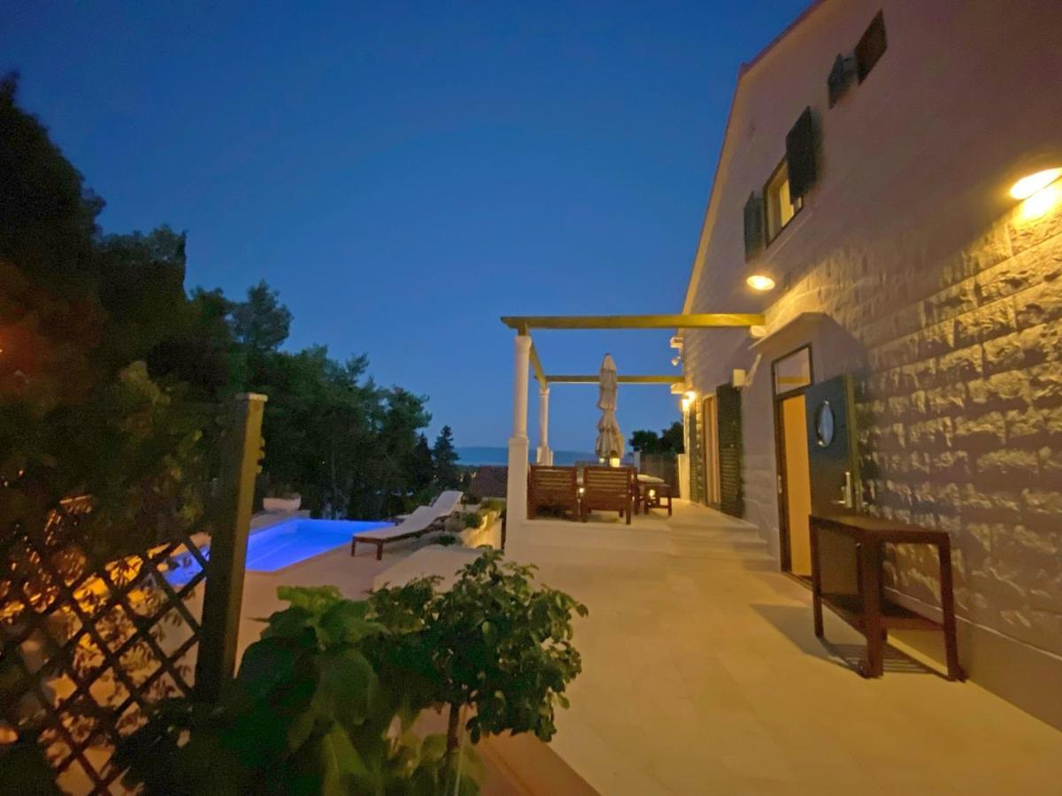 Holiday Home Nevista Sumartin Exterior foto