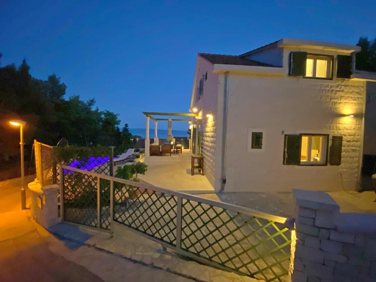 Holiday Home Nevista Sumartin Exterior foto