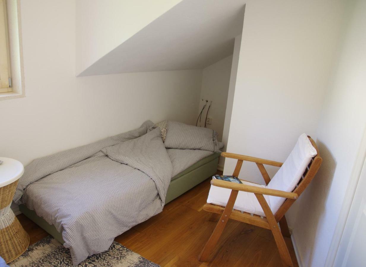 Holiday Home Nevista Sumartin Exterior foto